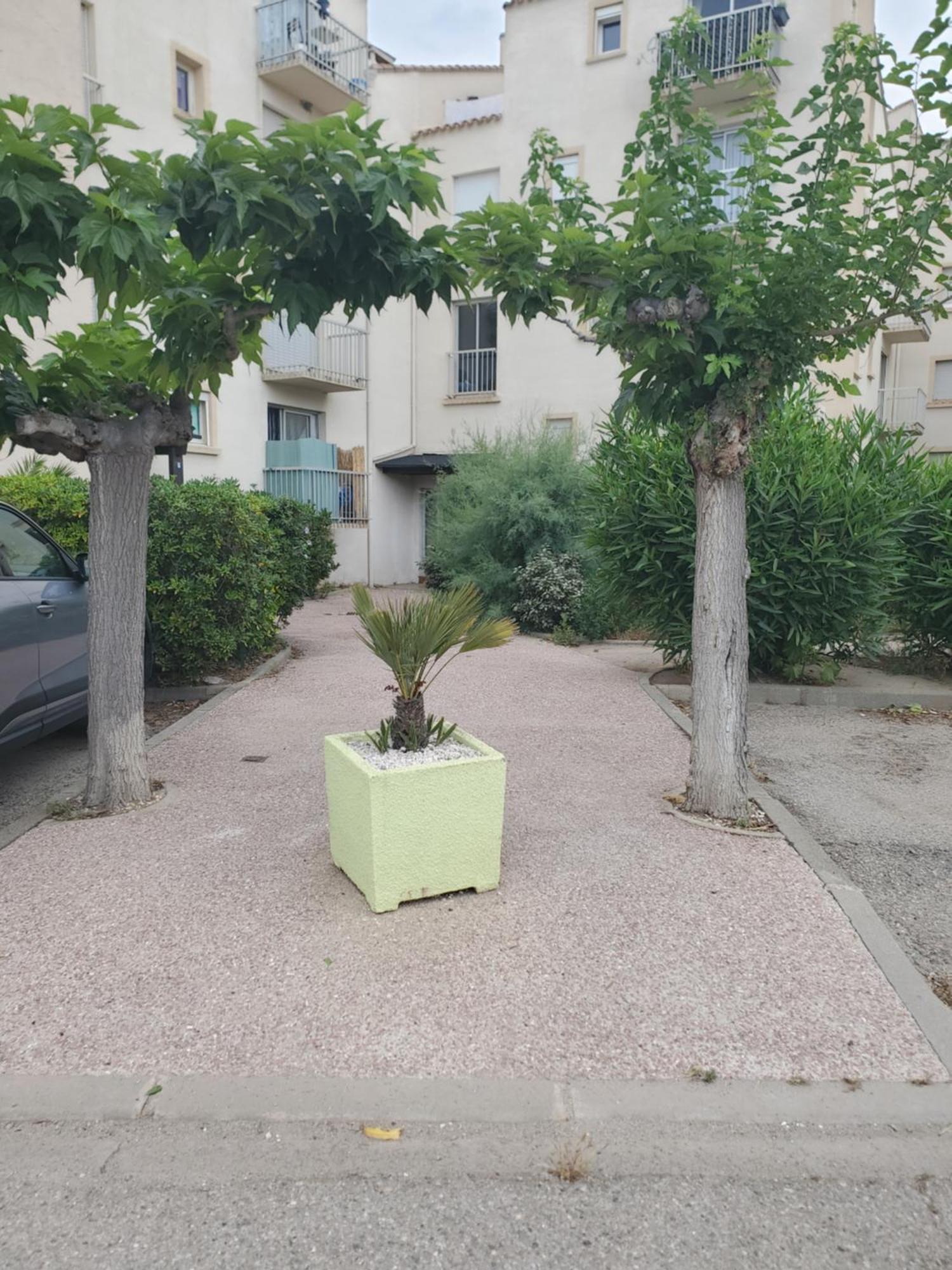 Les Villageoises 르발카레스 외부 사진